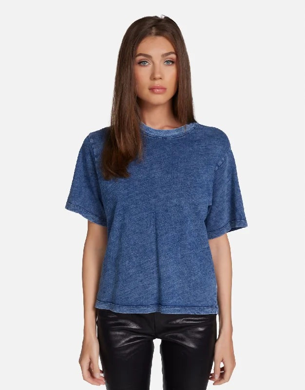 Women's Blouse with Shirt CollarHester Faded Denim