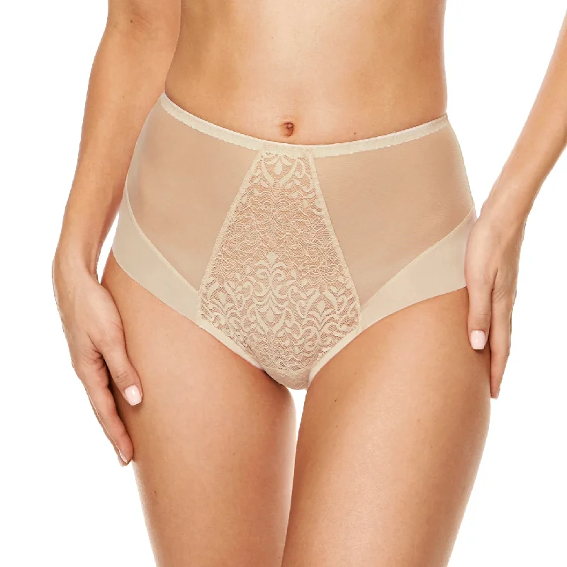 plus-size underwire bra with wide underbandGorteks Gabi Beige High-Waist Lace Panty