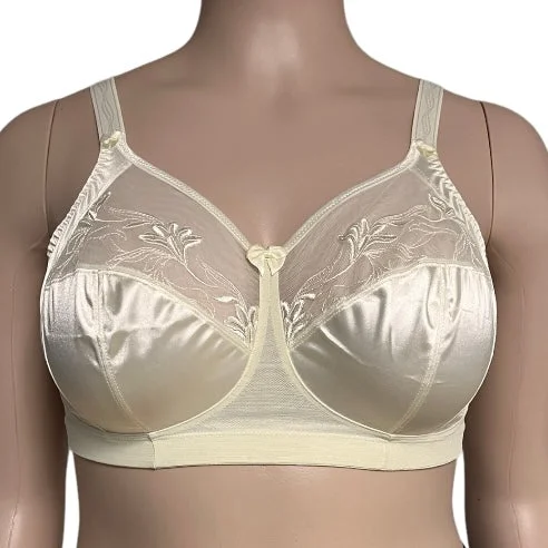 seamless bra with mesh lining for breathabilityKristie Soft Cup Side Support Bra