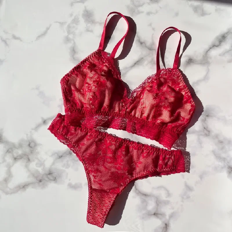 convertible plunge braSALE Serruria Berry Bralette